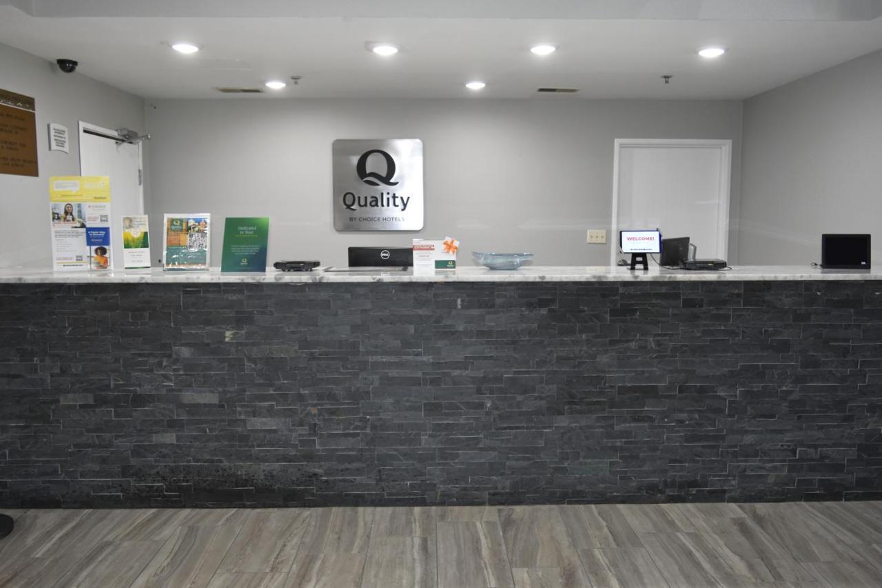 Quality Inn & Suites Brooks Louisville South Exteriör bild