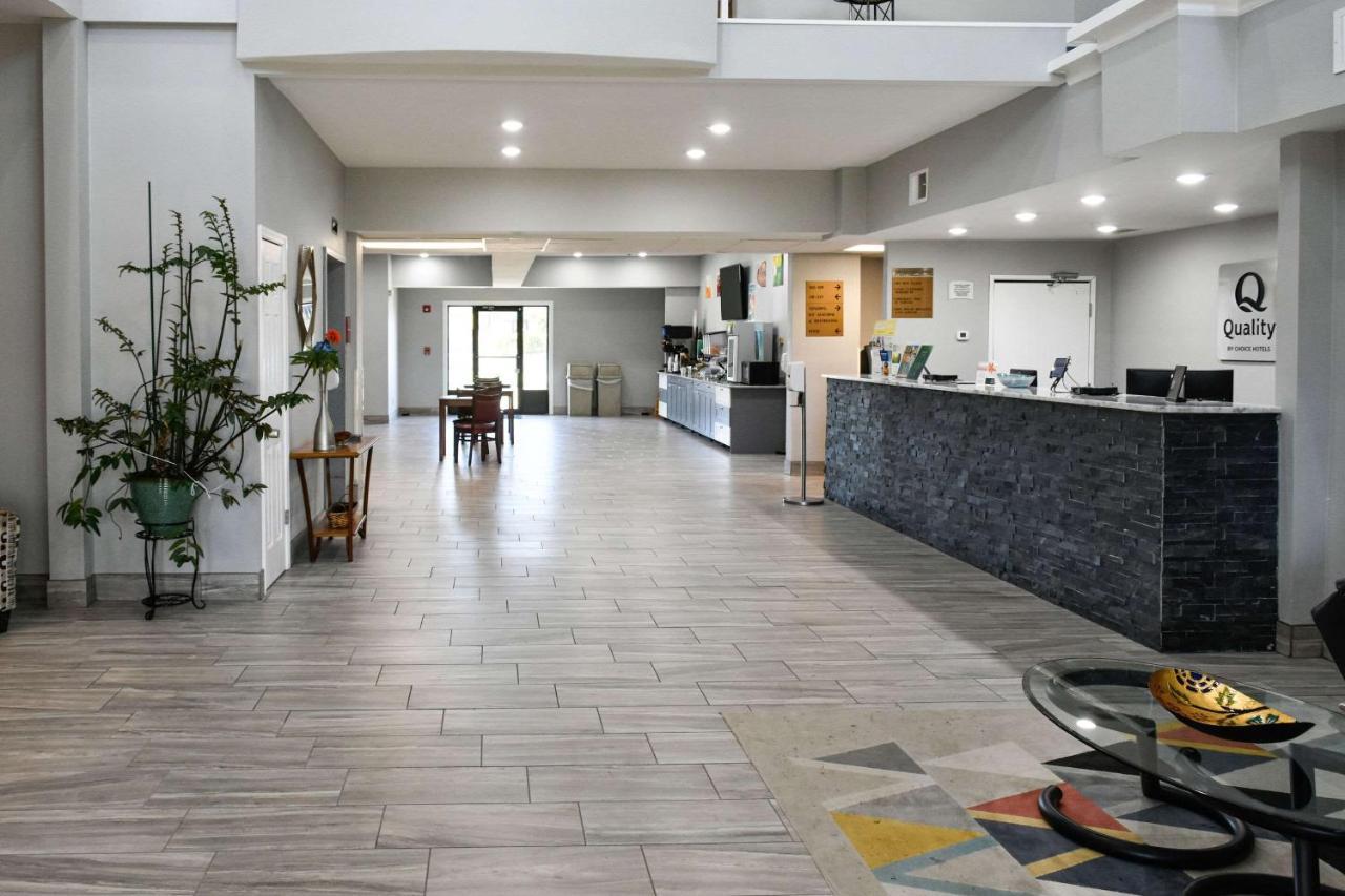Quality Inn & Suites Brooks Louisville South Exteriör bild