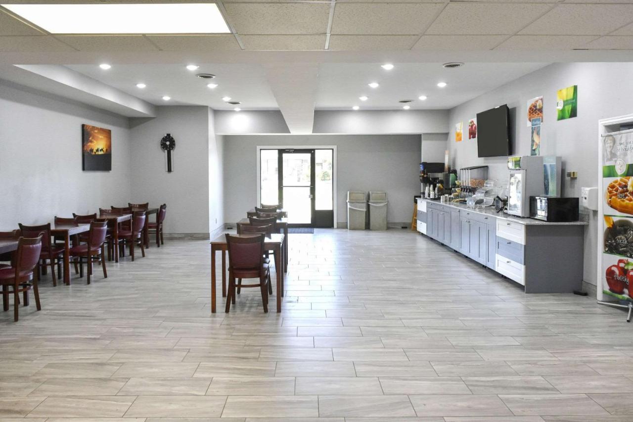 Quality Inn & Suites Brooks Louisville South Exteriör bild