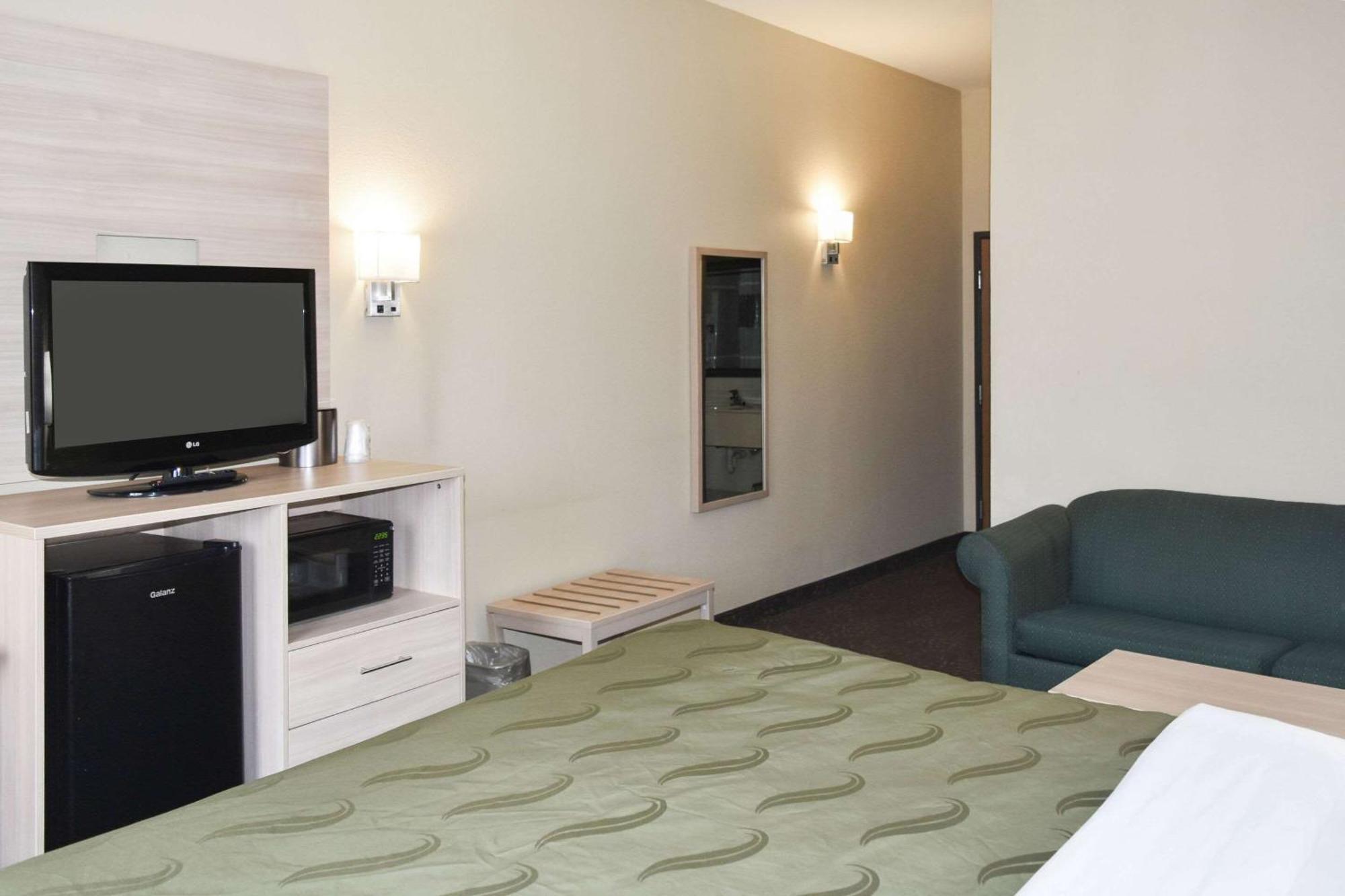 Quality Inn & Suites Brooks Louisville South Exteriör bild