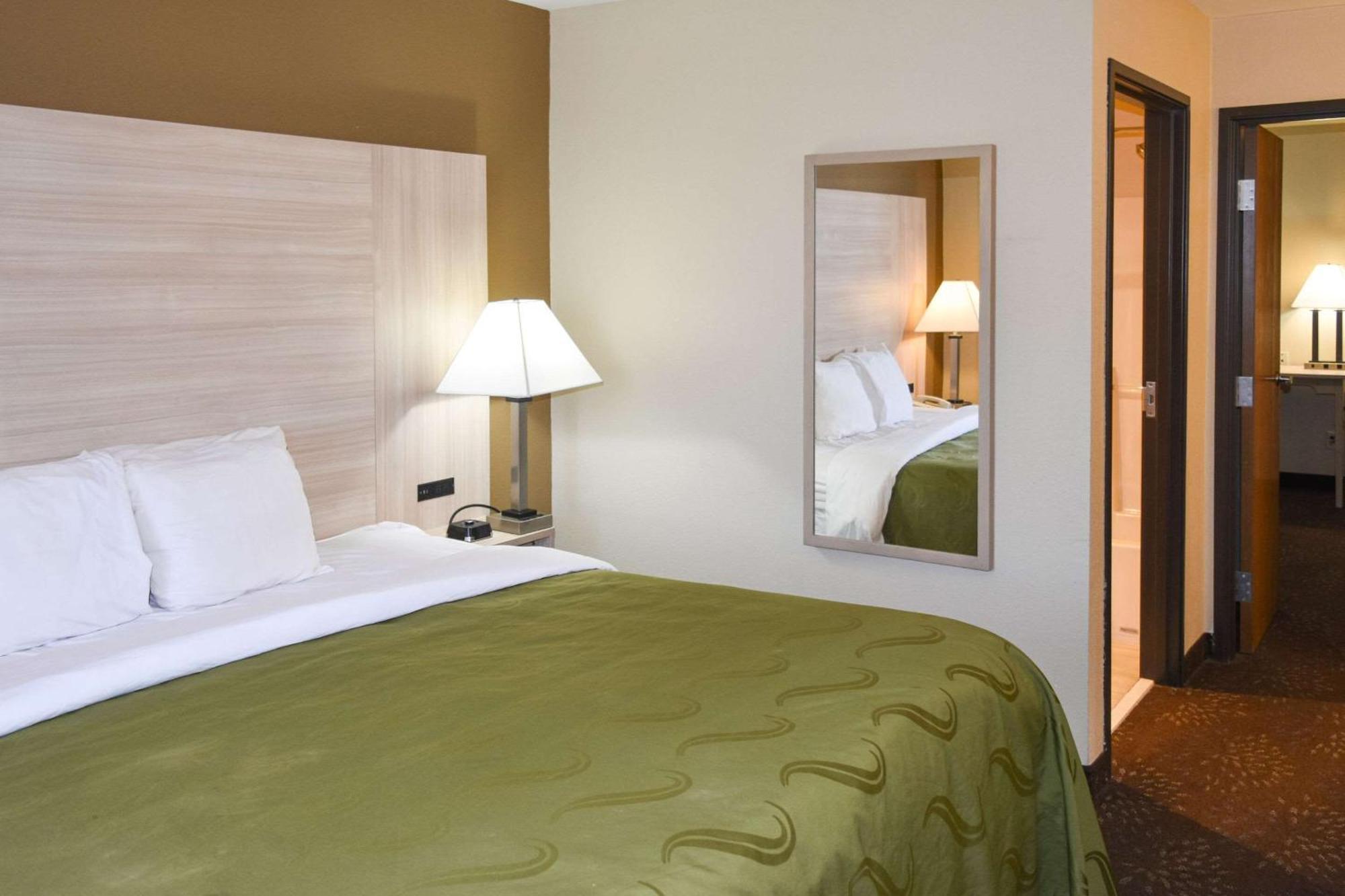 Quality Inn & Suites Brooks Louisville South Exteriör bild